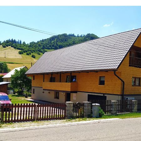 Chalupa Prazenica Liptovske Revuce Exterior photo