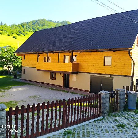 Chalupa Prazenica Liptovske Revuce Exterior photo